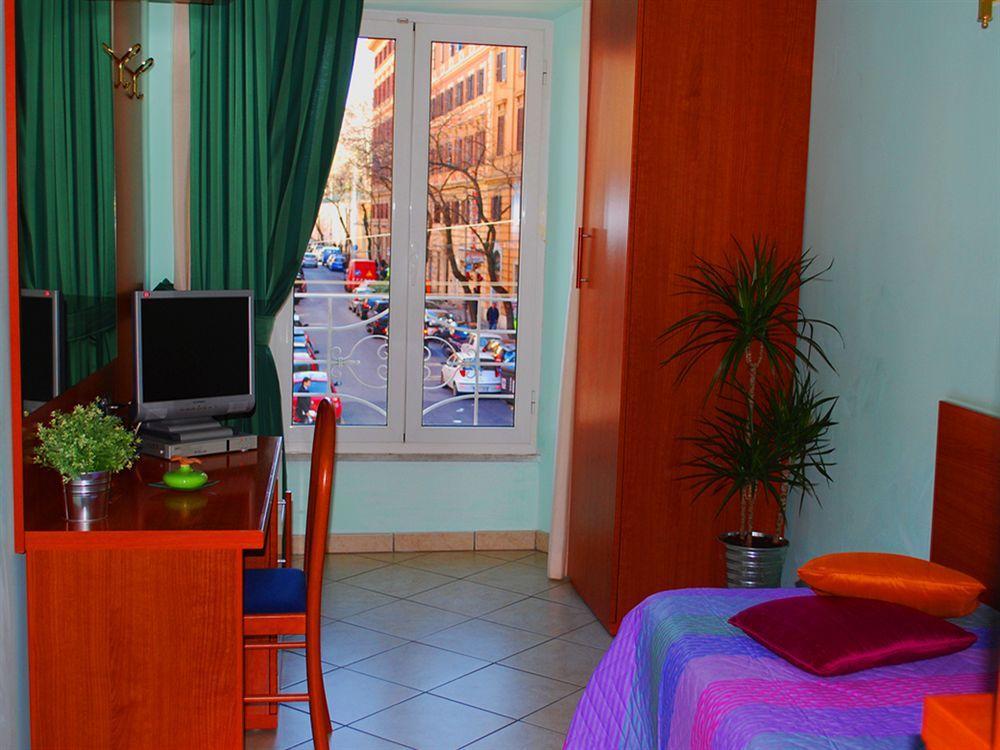 In Roma Vale&Hillary Colosseo B&B Buitenkant foto