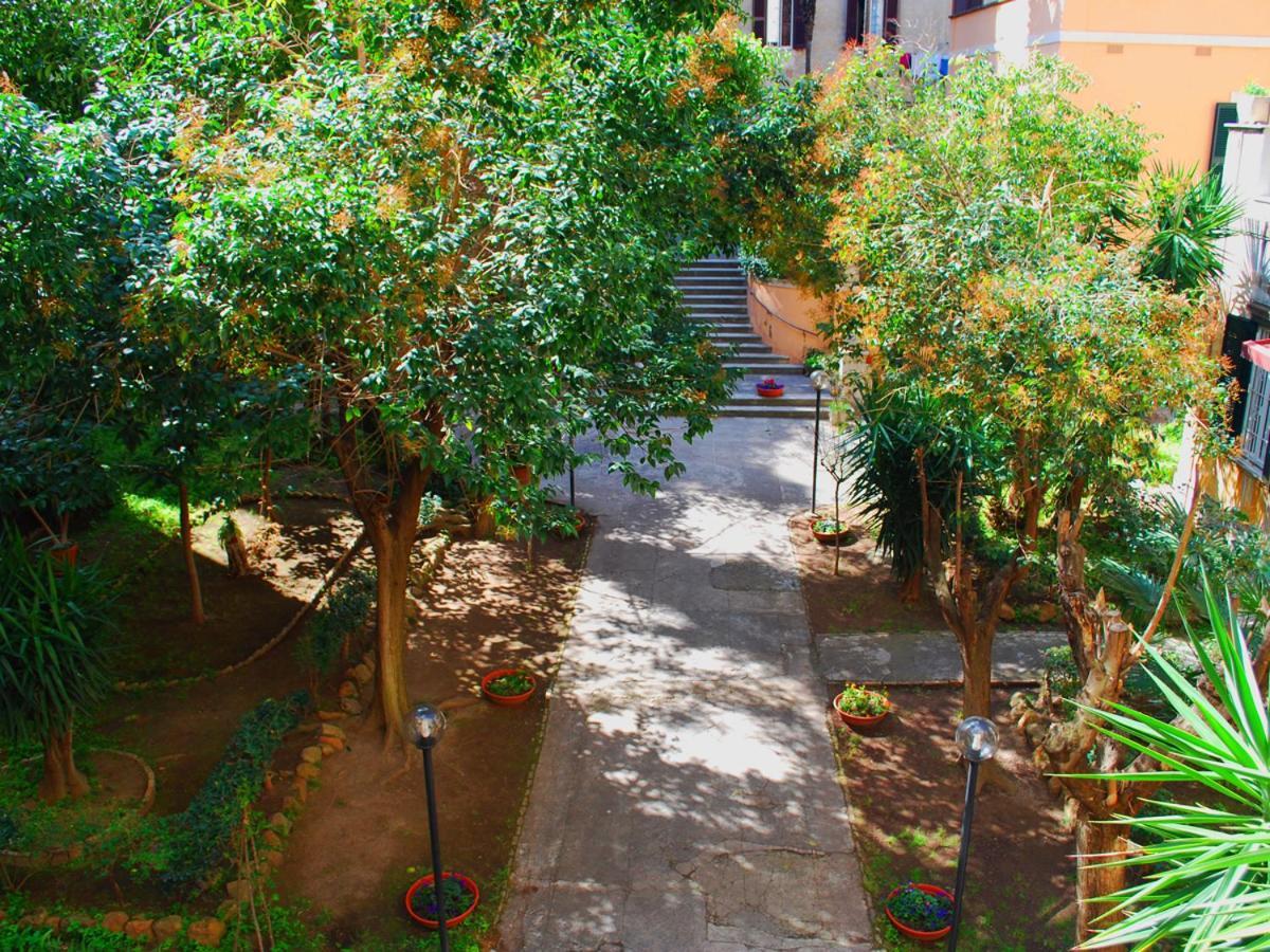 In Roma Vale&Hillary Colosseo B&B Buitenkant foto